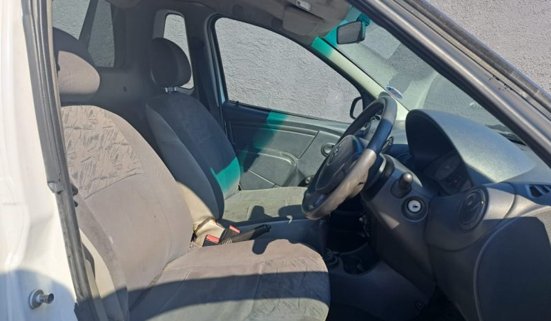2015 Nissan NP200 1.6 Manual full