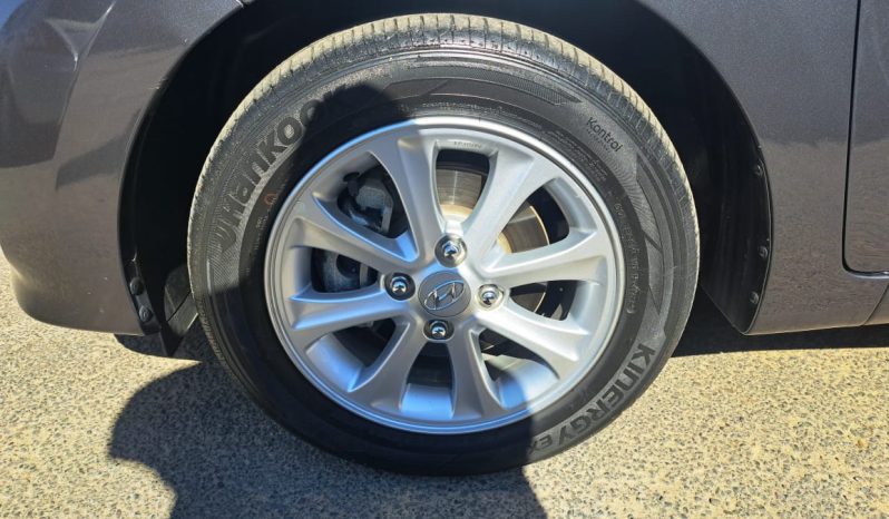 Hyundai Grand i10 1.2 fluid Auto full