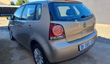 Volkswagen Polo Vivo GP 1.4 Trendline full