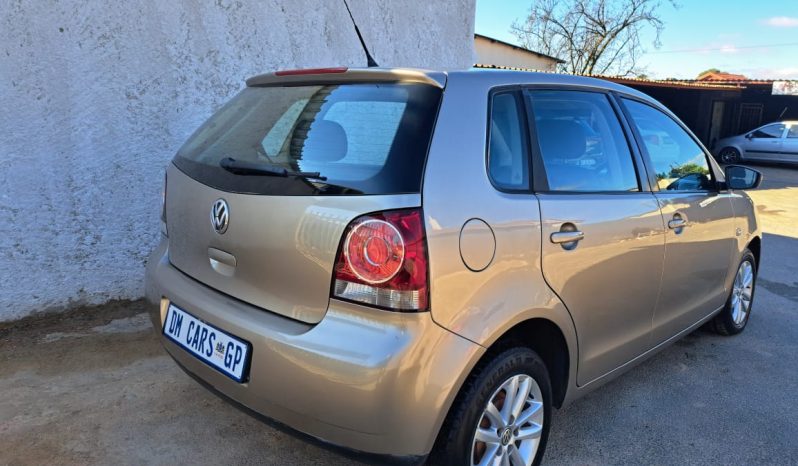 Volkswagen Polo Vivo GP 1.4 Trendline full