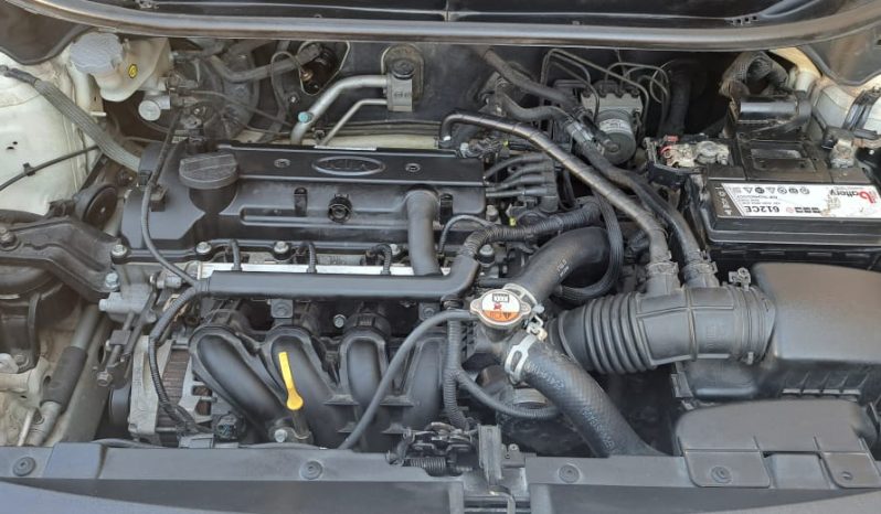 2015 Kia Rio 1.4 5-dr Manual full